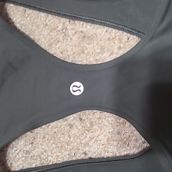 Lululemon Green Tank - Picture 2 of 4